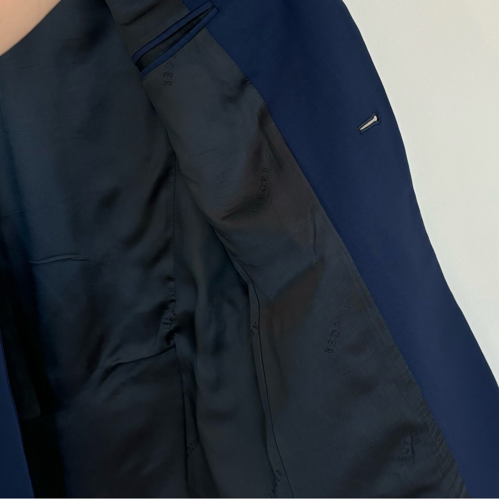 Jaeger "Mayfair" Navy Balzer - Picture 5 of 7